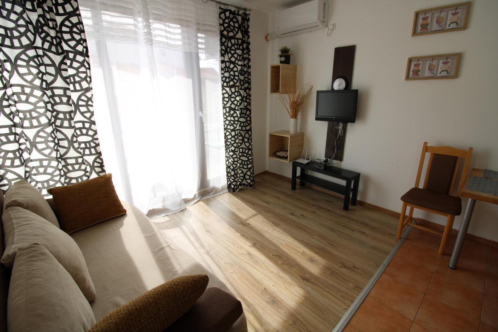 Menada Aheloy Apartments 外观 照片